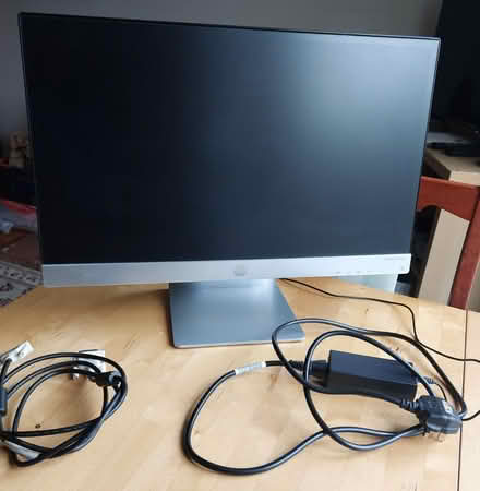 Photo of free HP 23" monitor (Farthinghoe NN13) #1