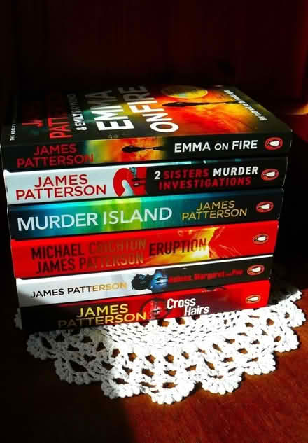Photo of free James Patterson Books (Woodside WD25) #1
