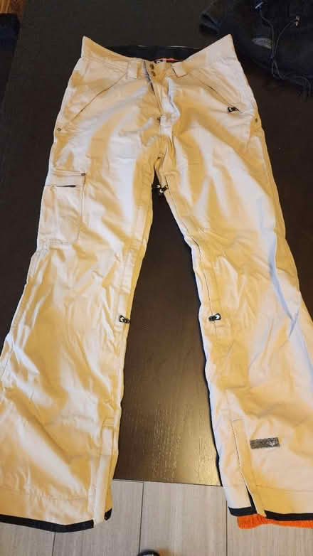 Photo of free Women's Snowboarding Pants - XL (E12th ave S - 11229) #1