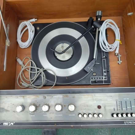 Photo of free HMV Stereomaster (Barnard's Green WR14) #2