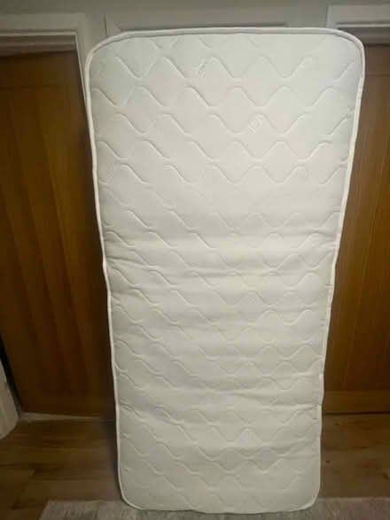 Photo of free eXtreme Comfort Single Mattress (Walton-on-Thames KT12) #2