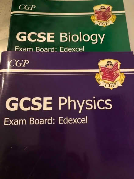 Photo of free GCSE physics Bio Edexel guides (Bromley BR1) #1