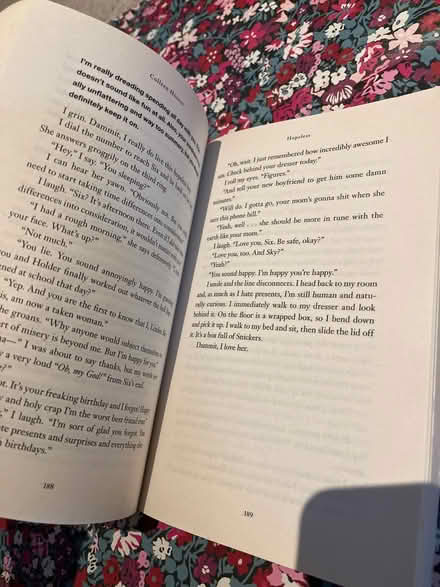 Photo of free BOOK Colleen Hoover ‘Hopeless’ (AL1) #3