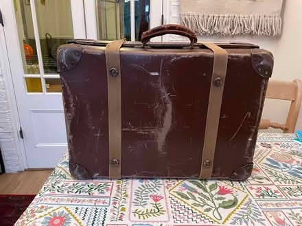 Photo of free Vintage 2 piece fibreboard suitcase. webbing straps - brown (Norbiton KT2) #3