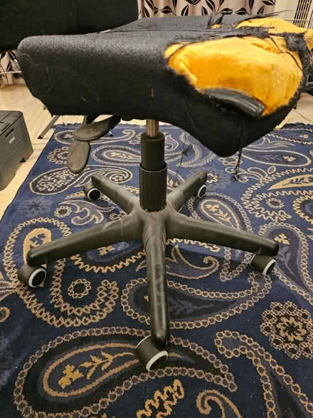Photo of free Office chair in need of TLC (Thamesmead SE28) #2