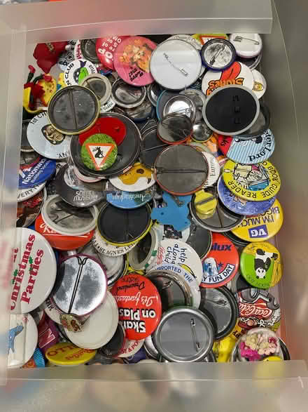 Photo of free Multiple badges from 1970 - now (BR4) #1