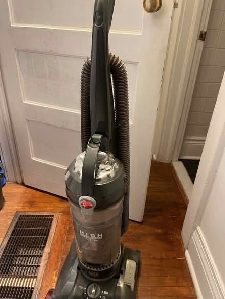 Photo of free Hoover Pet Vacuum (Bloor and Bathurst) #1