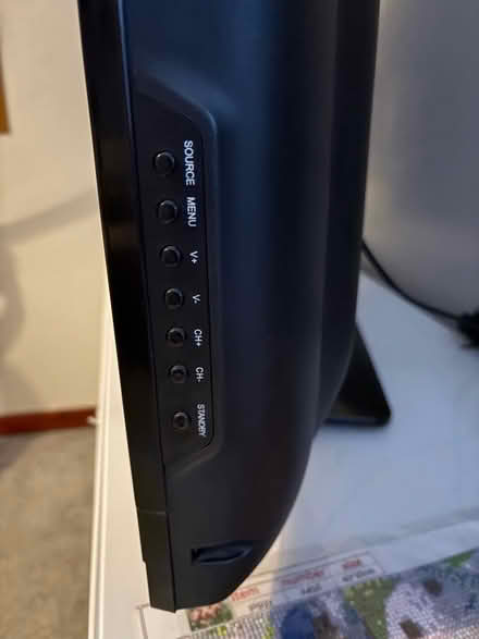 Photo of free 40” tv (AB21) #2