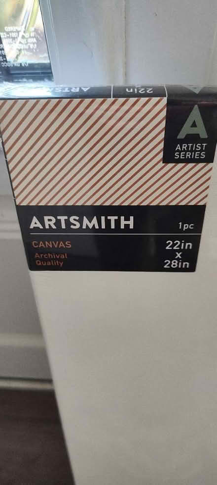 Photo of free Painting canvas 22x28 (21702) #2