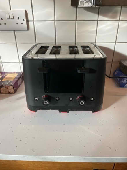 Photo of free Fully working Bosch toaster (RH12) #1