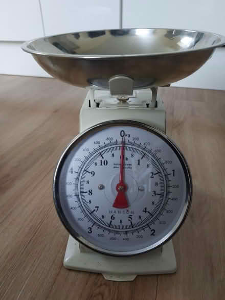 Photo of free Kitchen scale (GU1 railway station) #1