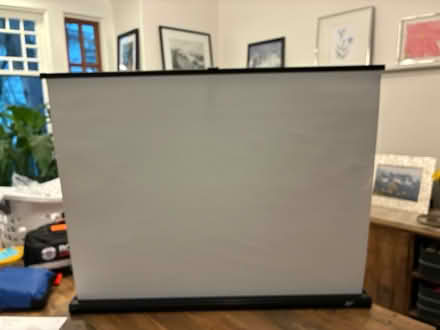 Photo of free Projector & Screens (North Seattle (Roosevelt)) #2