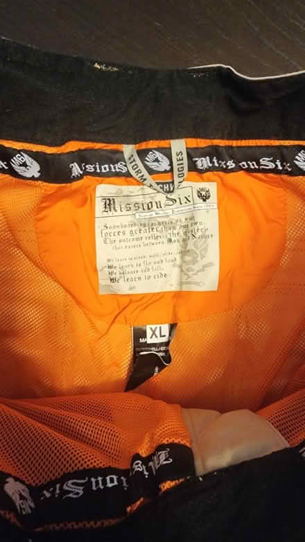 Photo of free Women's Snowboarding Pants - XL (E12th ave S - 11229) #3