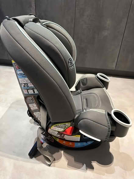 Photo of free Child Graco 4-1 car seat (SW11) #2