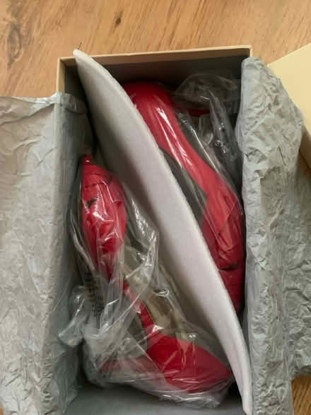 Photo of free Ladies shoes (GU12) #3