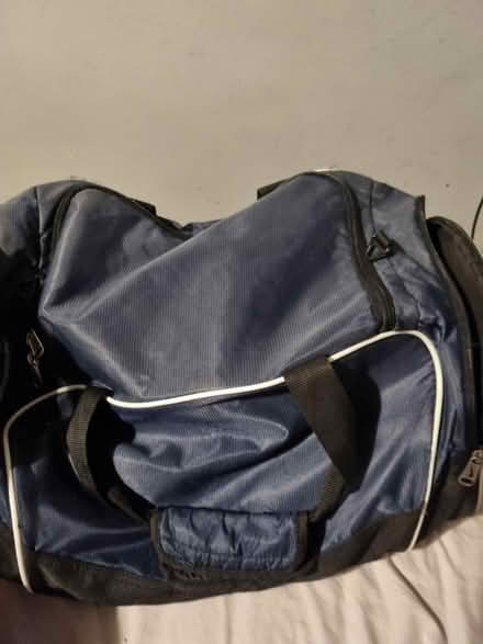 Photo of free Nike gym bag large (SE20) #3