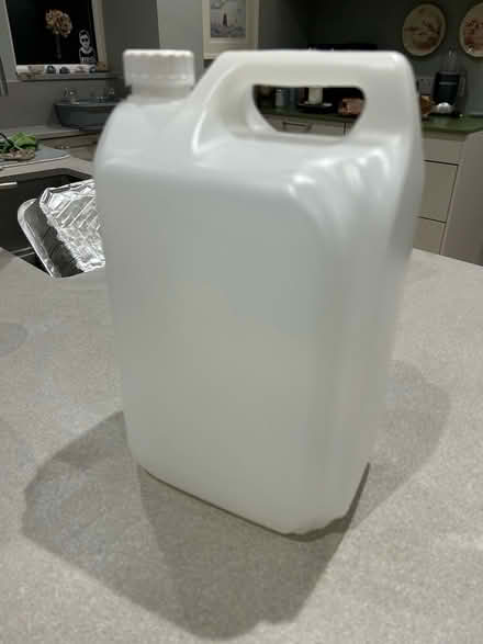 Photo of free 5 L empty container (Malvern Link WR14) #2