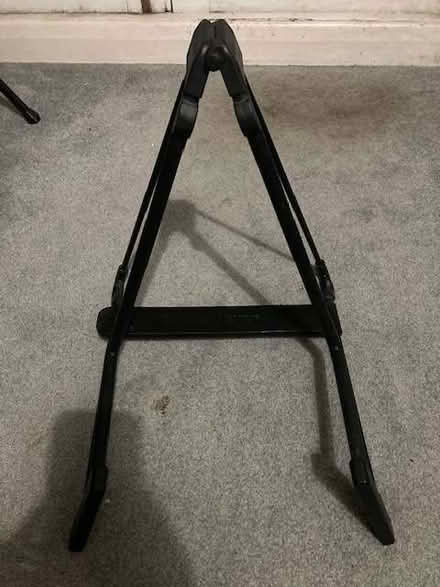 Photo of free Guitar stand (Lewes BN7) #2