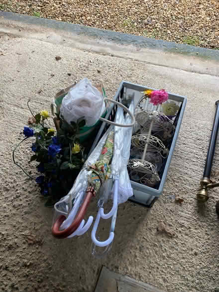 Photo of free Assorted wedding items - cup cake stand, umbrellas (Milton OX14) #1