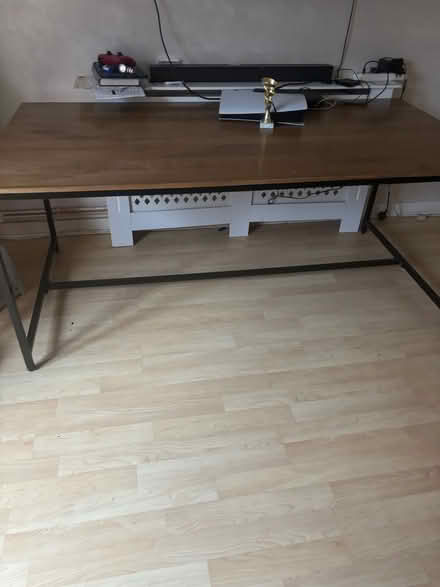 Photo of free Dining table (Se16 2pg) #1