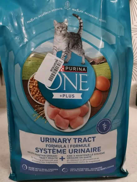 Photo of free Purina One+Urinary Tract Cat Chow (Dow’s Lake) #1