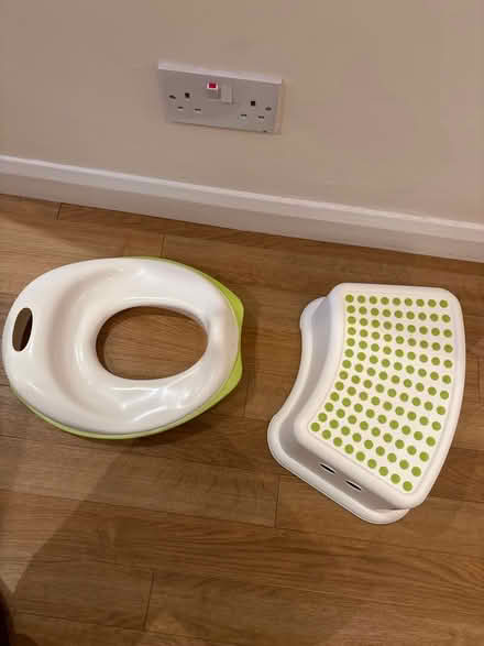 Photo of free Children’s stool and toilet seat (Thames Ditton KT7) #2