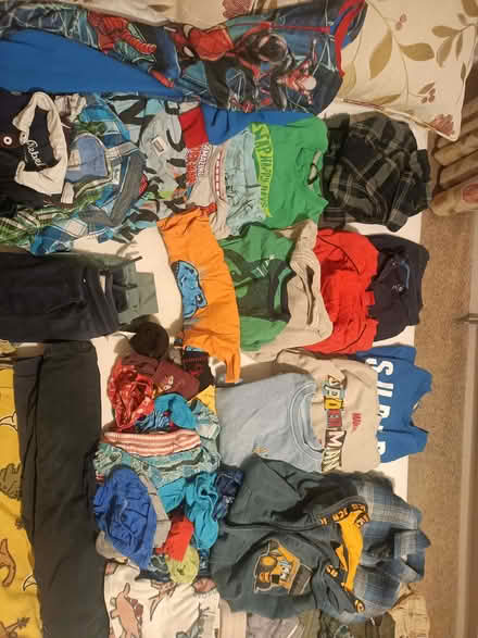 Photo of free Bundle of boys clothes 2-4 years (Saltaire BD18) #3