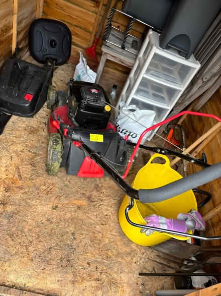Photo of free MTD petrol lawnmower (IP33) #2