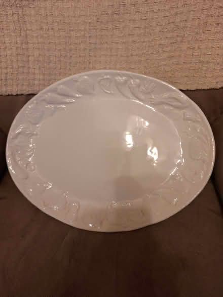 Photo of free Large Oval Carving Plate (Walderslade ME5) #2