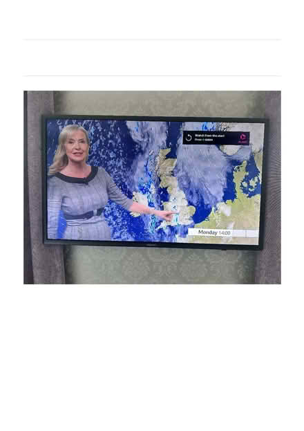 Photo of free 32 Inch Smart TV (Canford Heath BH17) #1