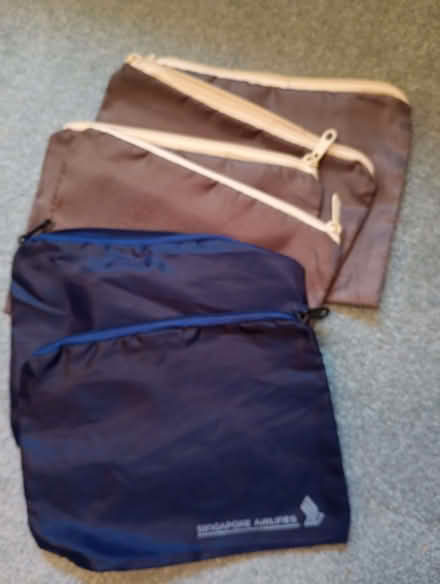 Photo of free Small zipped bags (North Ascot SL5) #1