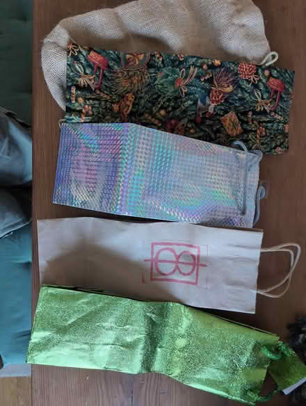 Photo of free 5 wine gift bags (Petworth/Brightwood) #1