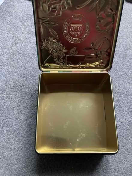 Photo of free Kew gardens metal teabag box (Lewes BN7) #2