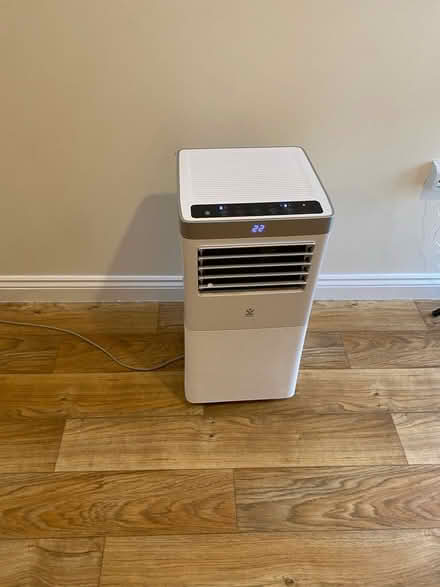Photo of free Portable air con/dehumidifier unit (Atherstone CV9) #1
