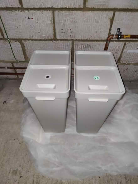 Photo of free 2x Bins with lid, light grey, 42L (Northchurch HP4) #1