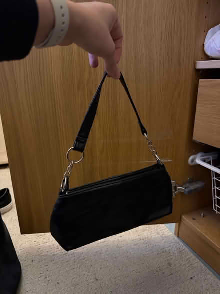 Photo of free Small shoulder bag (SE27) #1