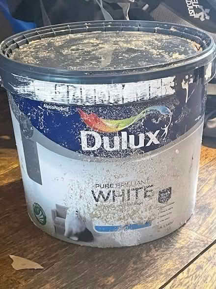 Photo of free 5 litres of white paint (Barnsbury N1) #1