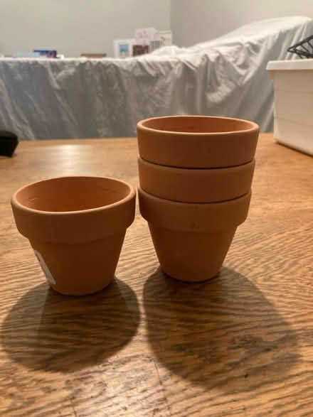Photo of free 4 Terracotta Pots (Dublin) #1