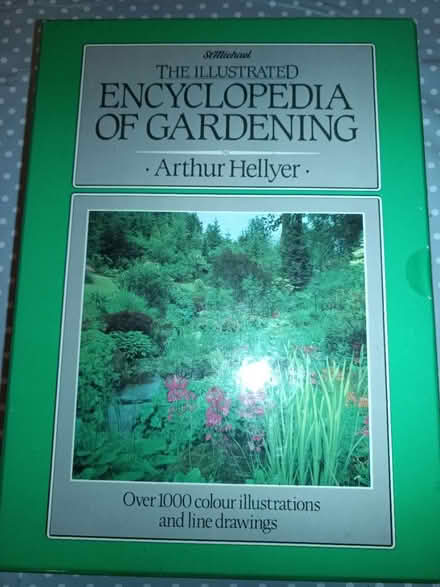 Photo of free Gardening book (ME15) #1
