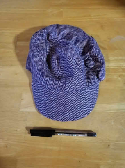 Photo of free Girls purple/pink hat (Ballyclare BT39) #1