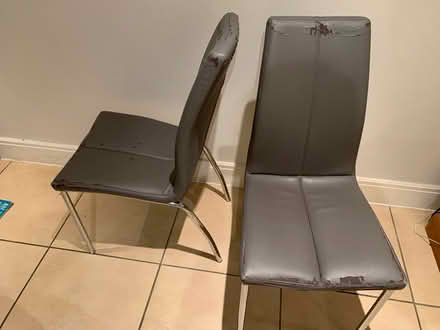 Photo of free 6 chairs for reupholstering (Forest row RH185HN) #1