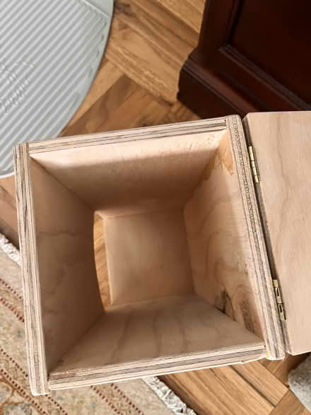 Photo of free Wooden birdhouse (Upper East Side) #3