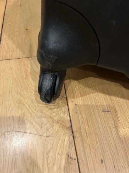 Photo of free Suitcase (Ruskin Park SE5) #4