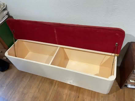 Photo of free Seat/storage unit (Leominster HR6) #1