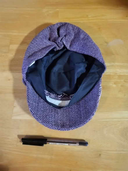 Photo of free Girls purple/pink hat (Ballyclare BT39) #2