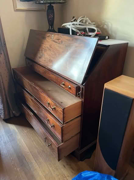 Photo of free Old furniture in need of new home (KA7 2TJ) #2