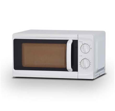 Photo of small microwave (windsor-maidenhead-freegle CGA SL4) #1