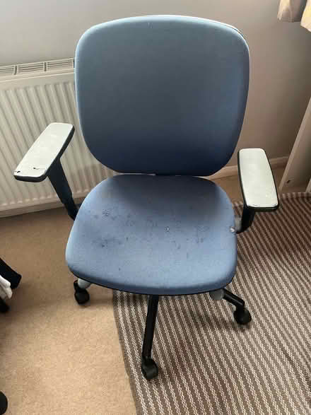 Photo of free Office/desk chair (Sydenham SE26) #1