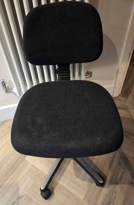 Photo of free Comfy swivel desk chair (Frimley) #1