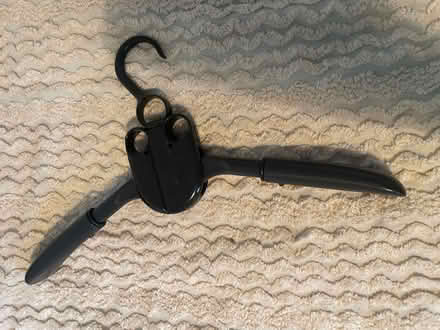Photo of free foldable coat hanger (GU14) #2
